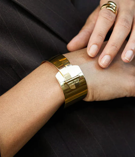 Jaki Bangle