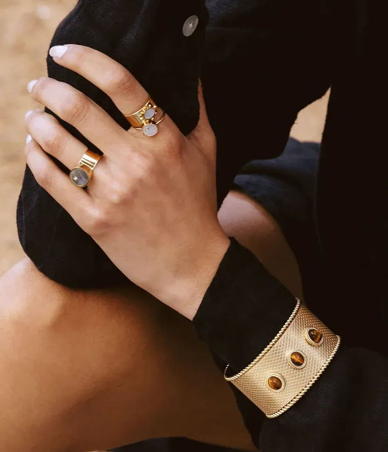 Théodora Bangle Black