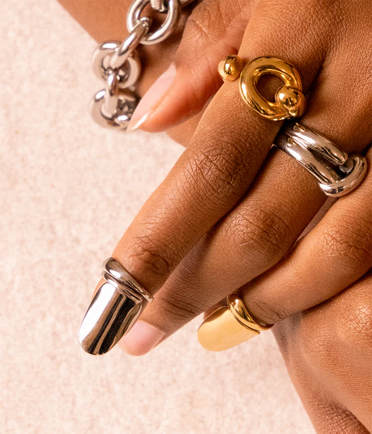 Chiodo Nail ring