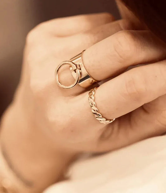 Swan Ring