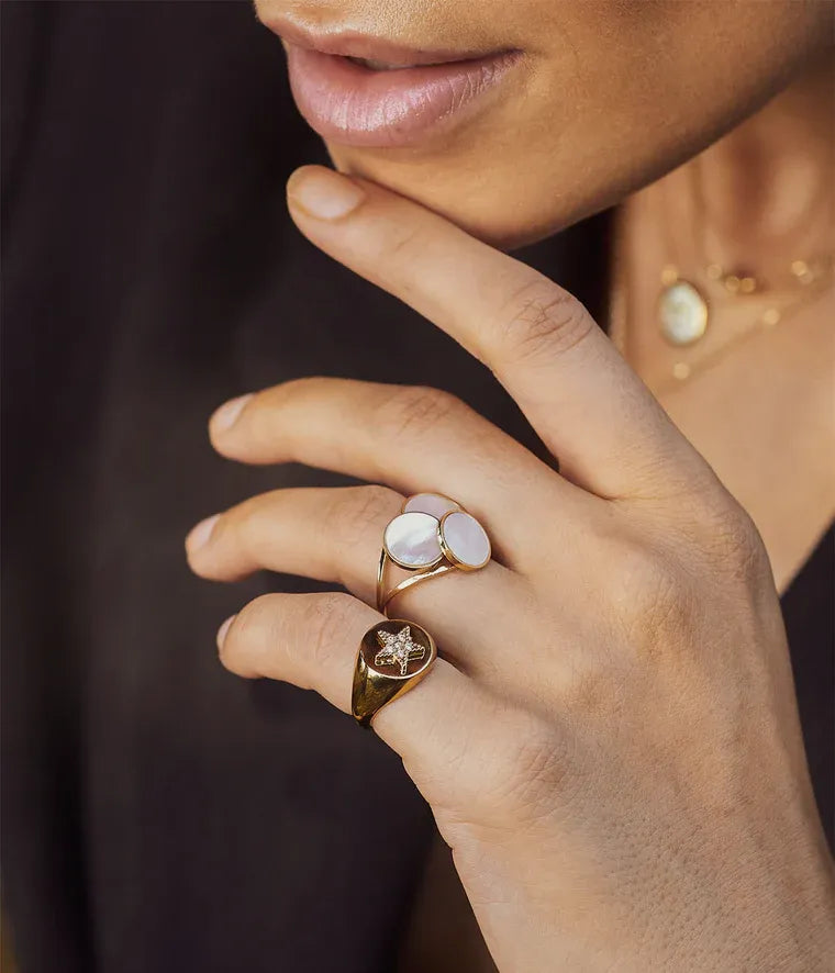 Heleas pinky Ring 50