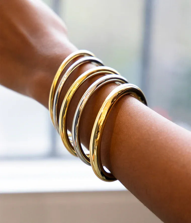 Darcy Bangle Bracelet 6X64