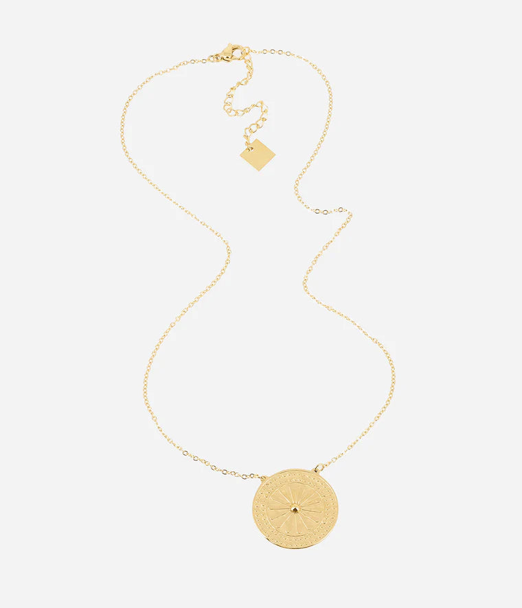 Olora Necklace