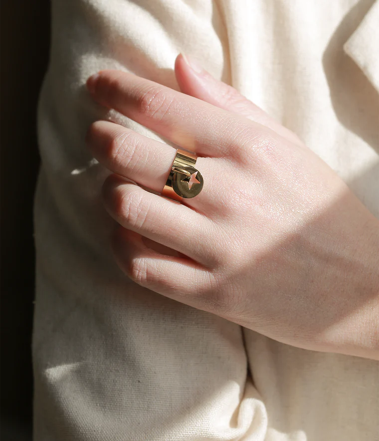 Solaria Ring