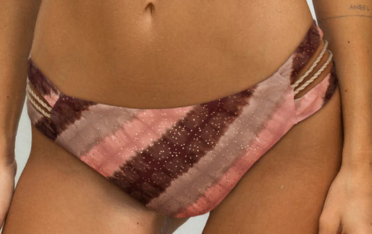 Chaska DM352 Bottom Latina Moderate