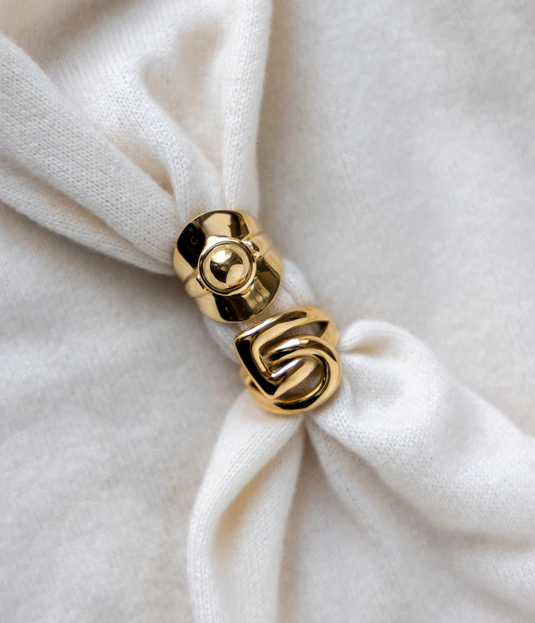 Louvre Ring