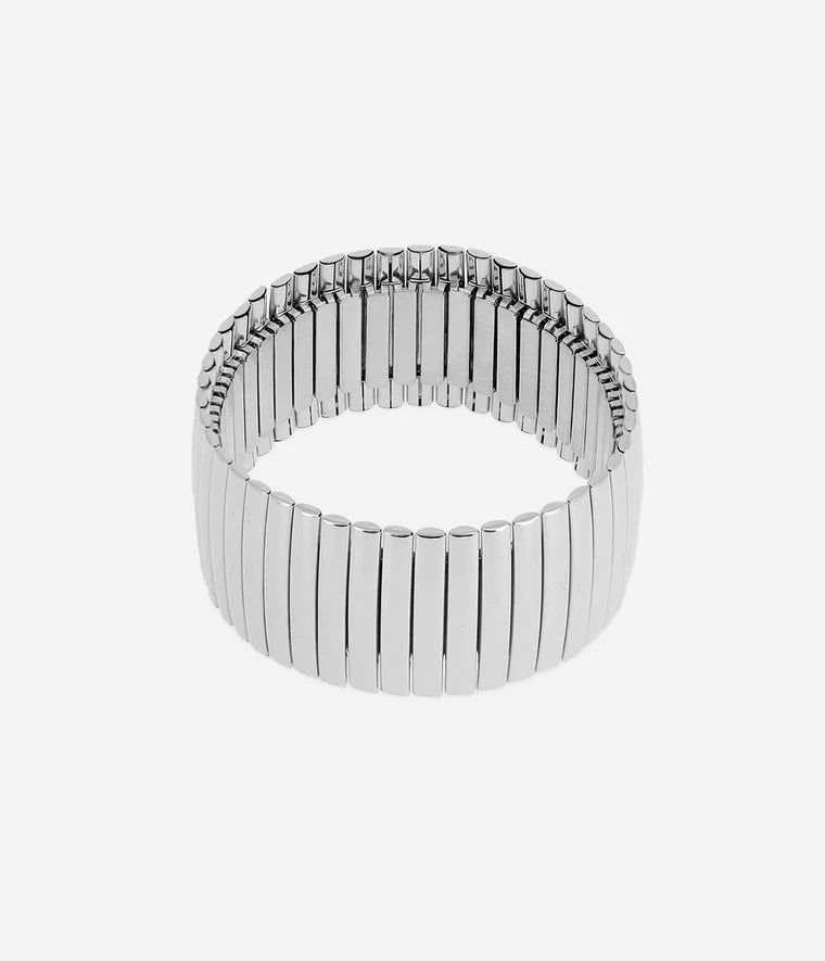 Wilona Bangle