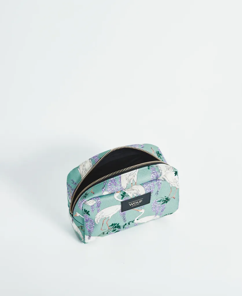 3-WOUF-MB240027-Toiletry-Bag-Heron_4b5d05d0-7a7a-4309-82d2-06d411457c96.jpg.webp