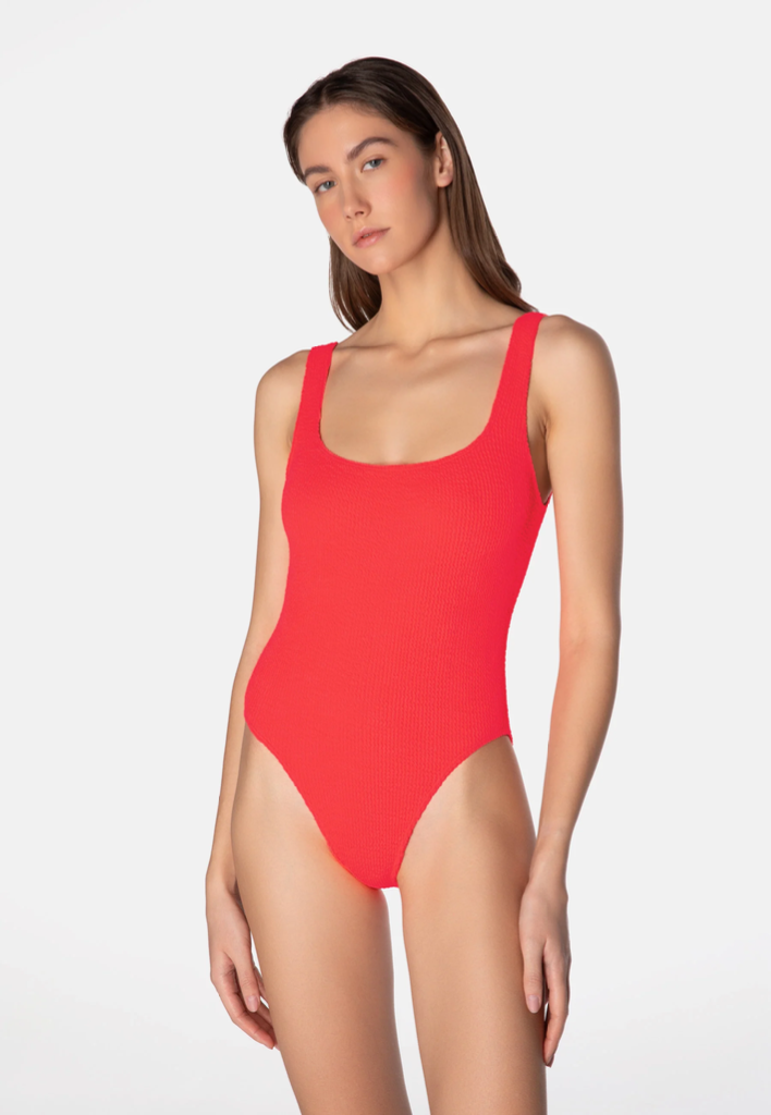 ONE PIECE CALISTA STRAWBERRY