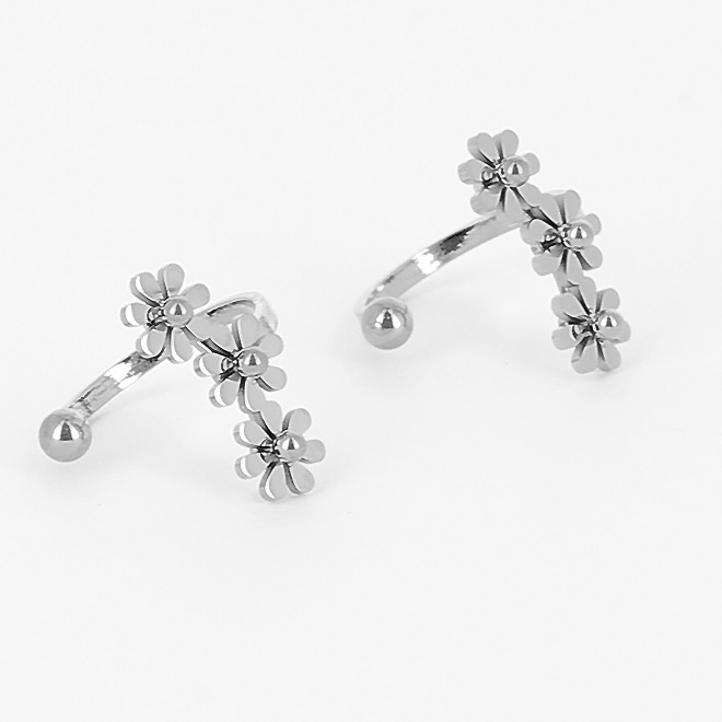 Camélia Earcuff